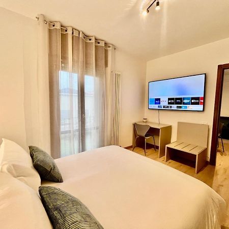 Palladium Cozy Suite Close To Downtown And Exibition Center فيتشنزا المظهر الخارجي الصورة