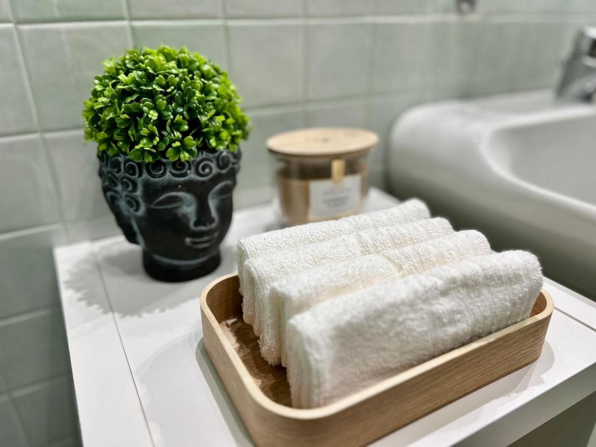 Palladium Cozy Suite Close To Downtown And Exibition Center فيتشنزا المظهر الخارجي الصورة